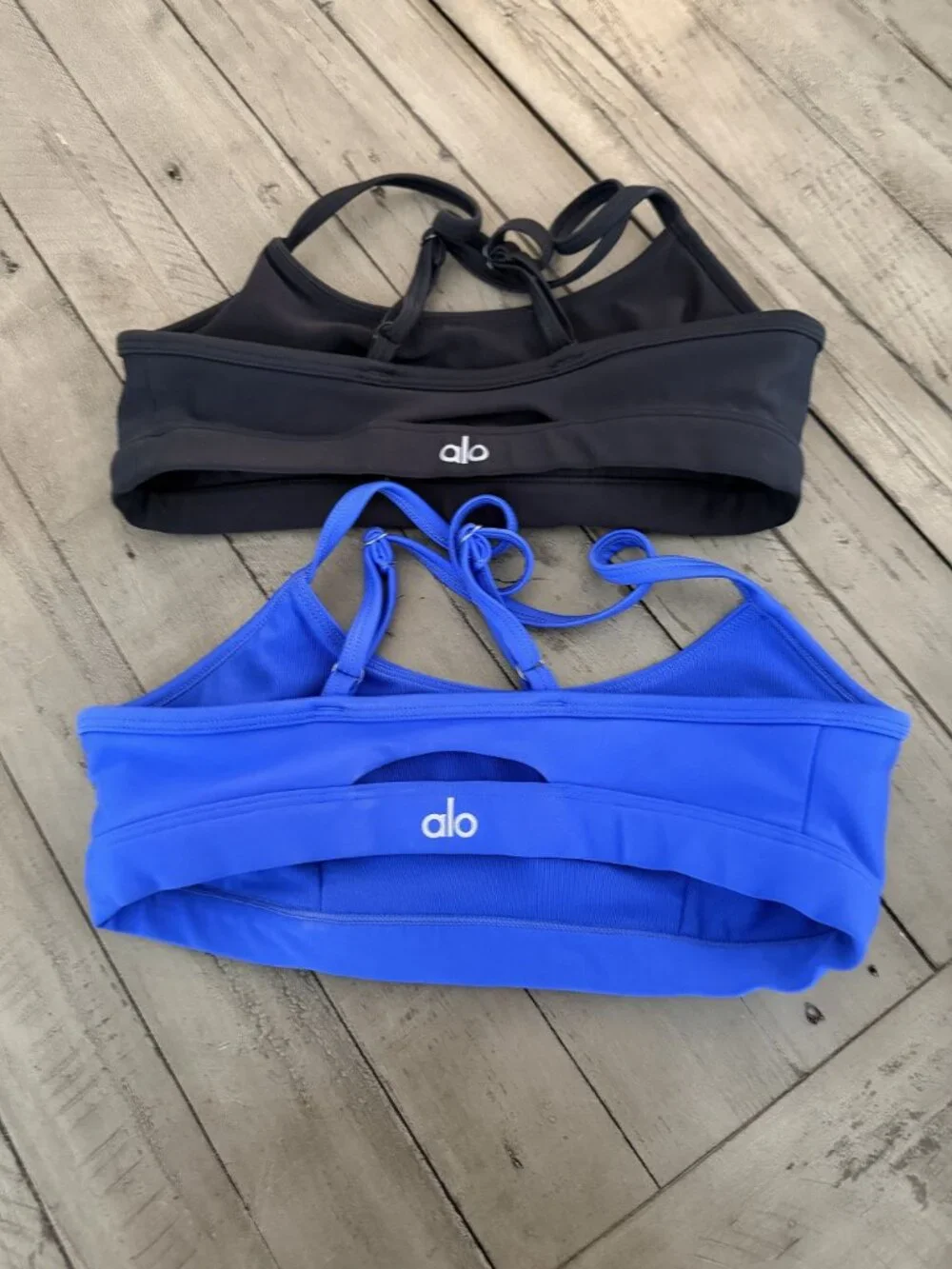 ALO Yoga description here’s